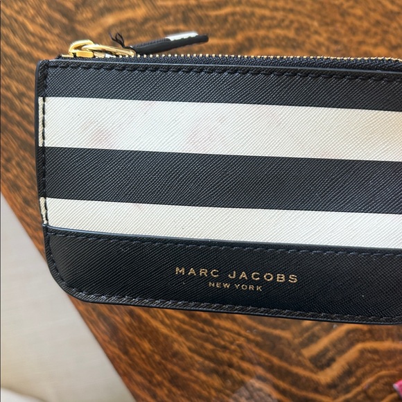 Marc Jacobs Key Chain Wallet - Picture 6 of 6